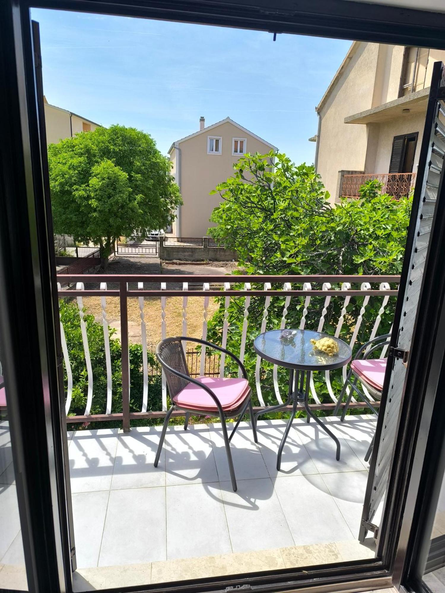 Apartmani Jadranka Vodice Rom bilde