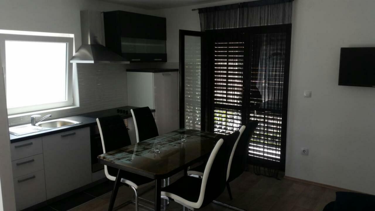 Apartmani Jadranka Vodice Rom bilde